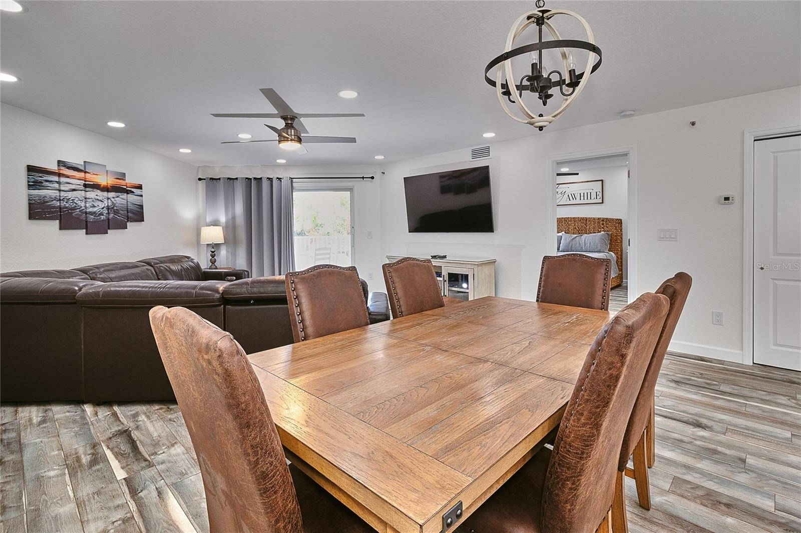 BEACH COTTAGE CONDO - Residential