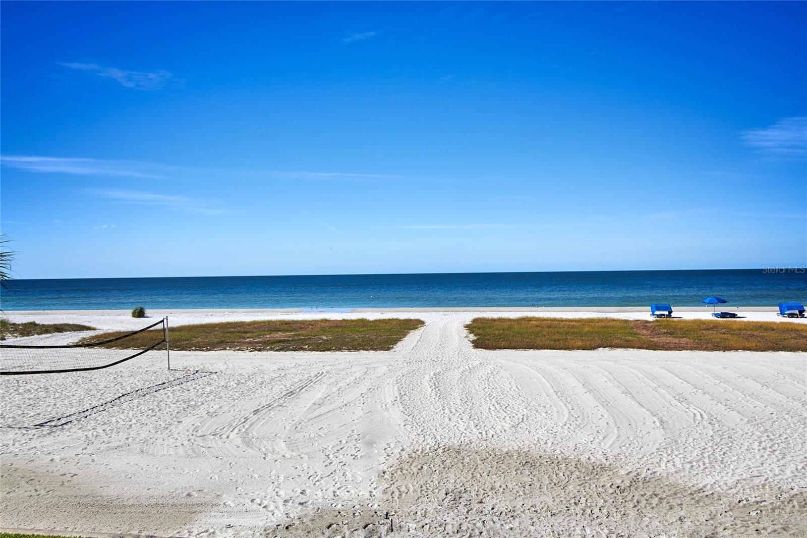 BEACH COTTAGE CONDO - Residential