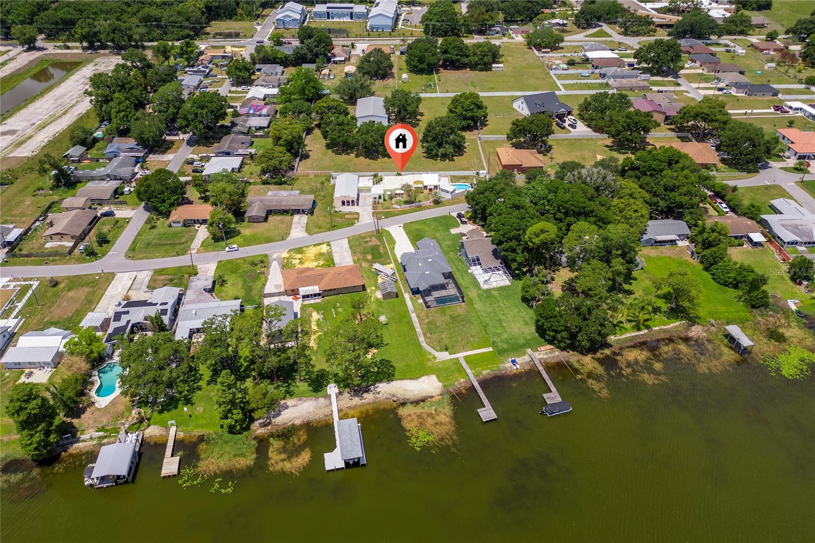 EAST VIEW PKWY - Residential