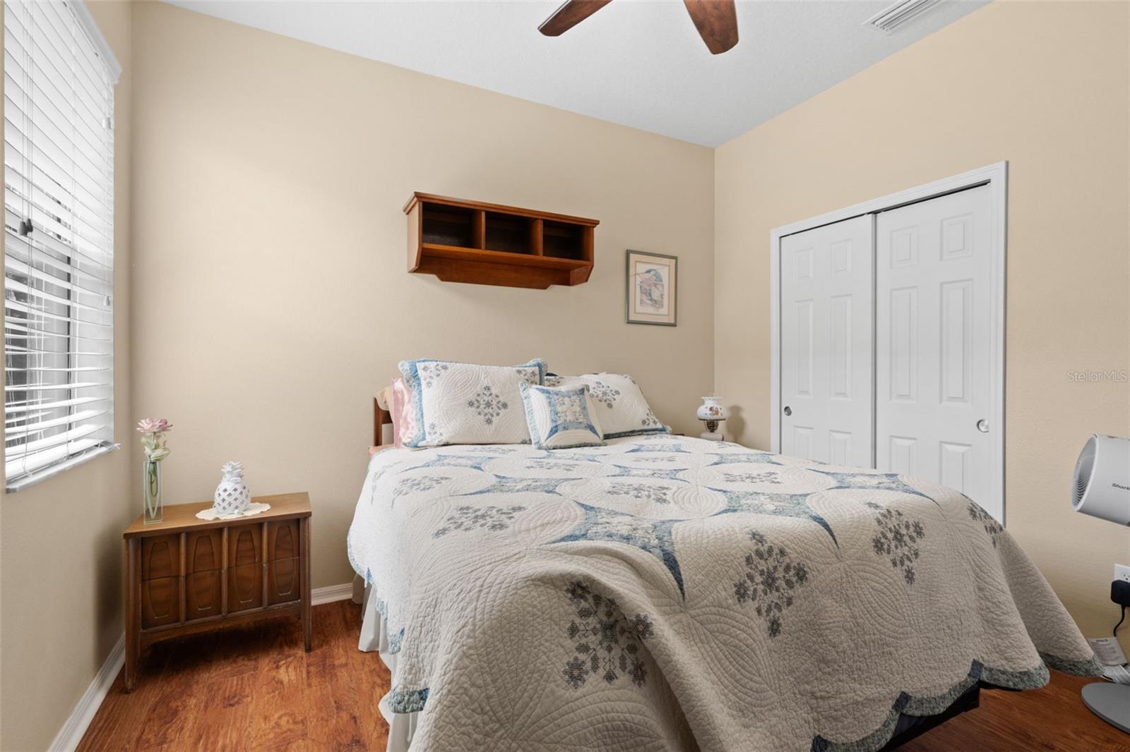 WATERS EDGE 03 - Residential