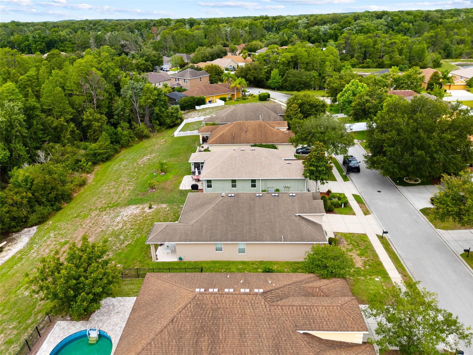 WATERS EDGE 03 - Residential