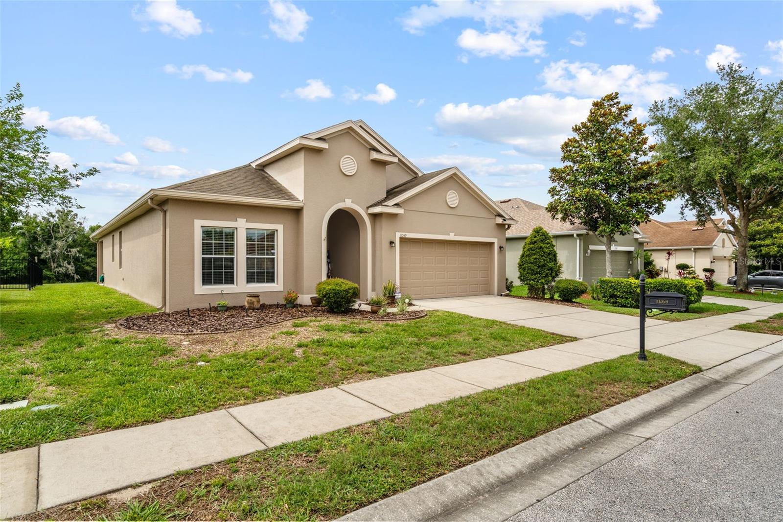 WATERS EDGE 03 - Residential