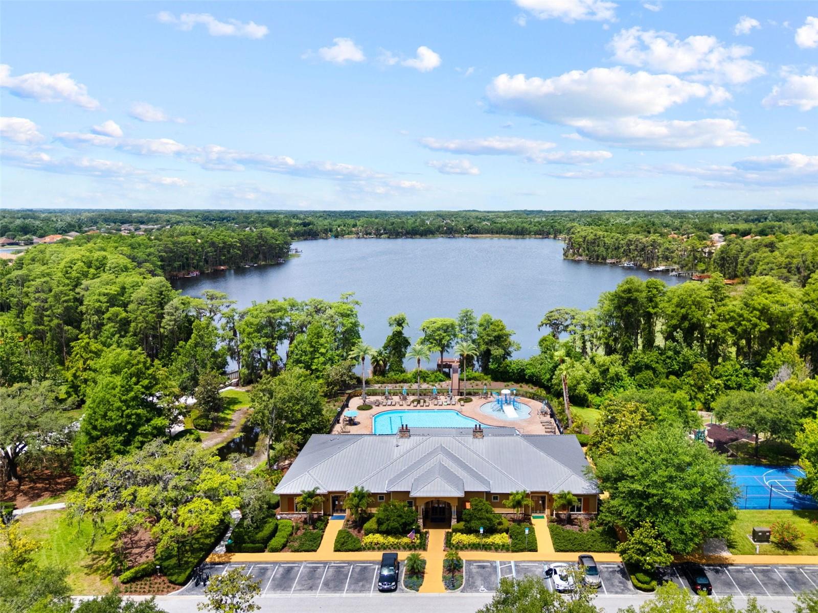 WATERS EDGE 03 - Residential