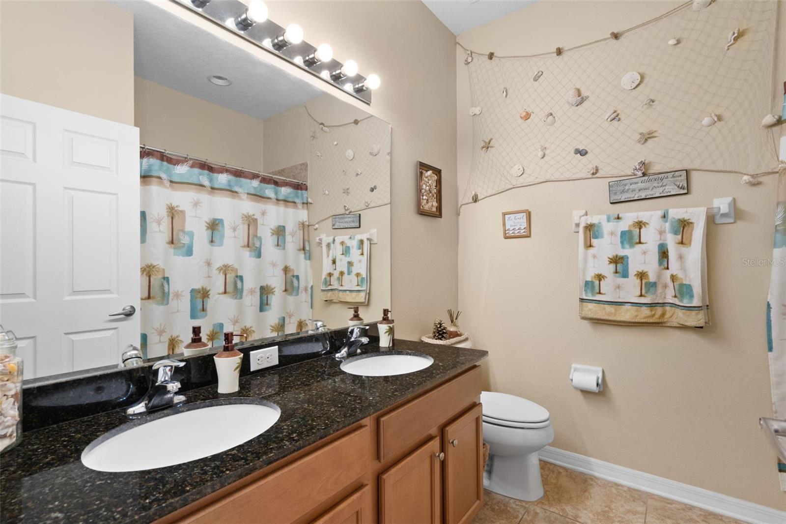 WATERS EDGE 03 - Residential