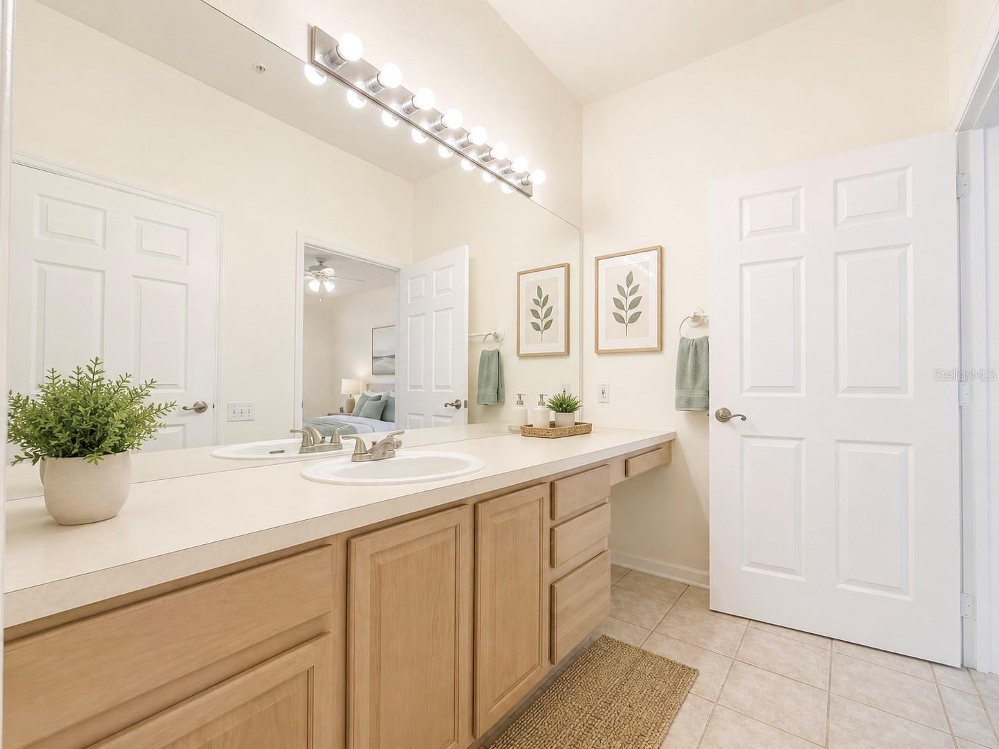 GOLFVIEW AT HUNTERS CREEK PH 01 - Residential Lease