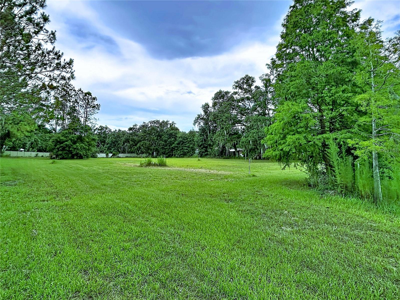 VANDERVORT ESTATES SUB - Land