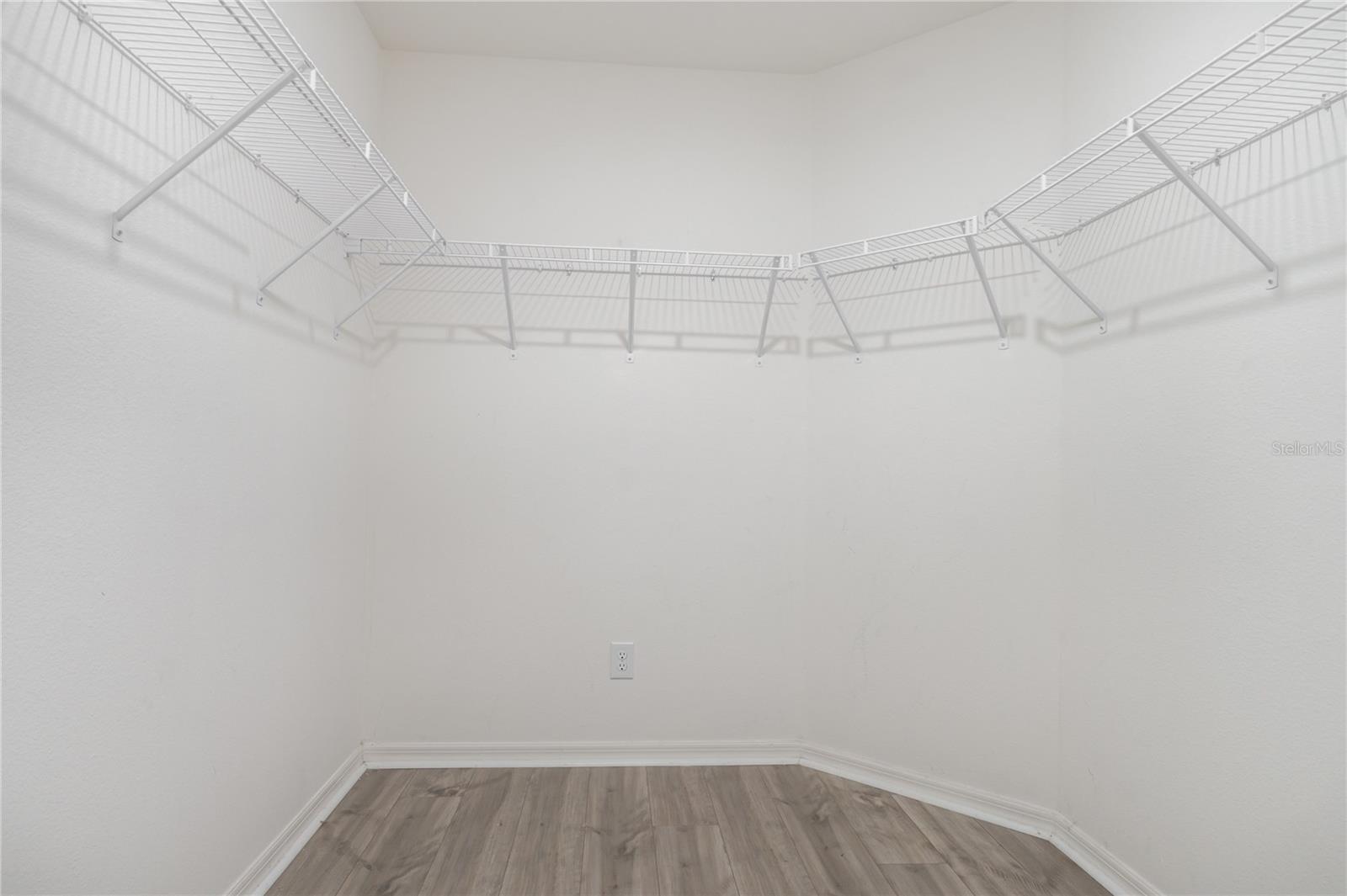 RIDGE AT SWAN LAKE - Residential Lease