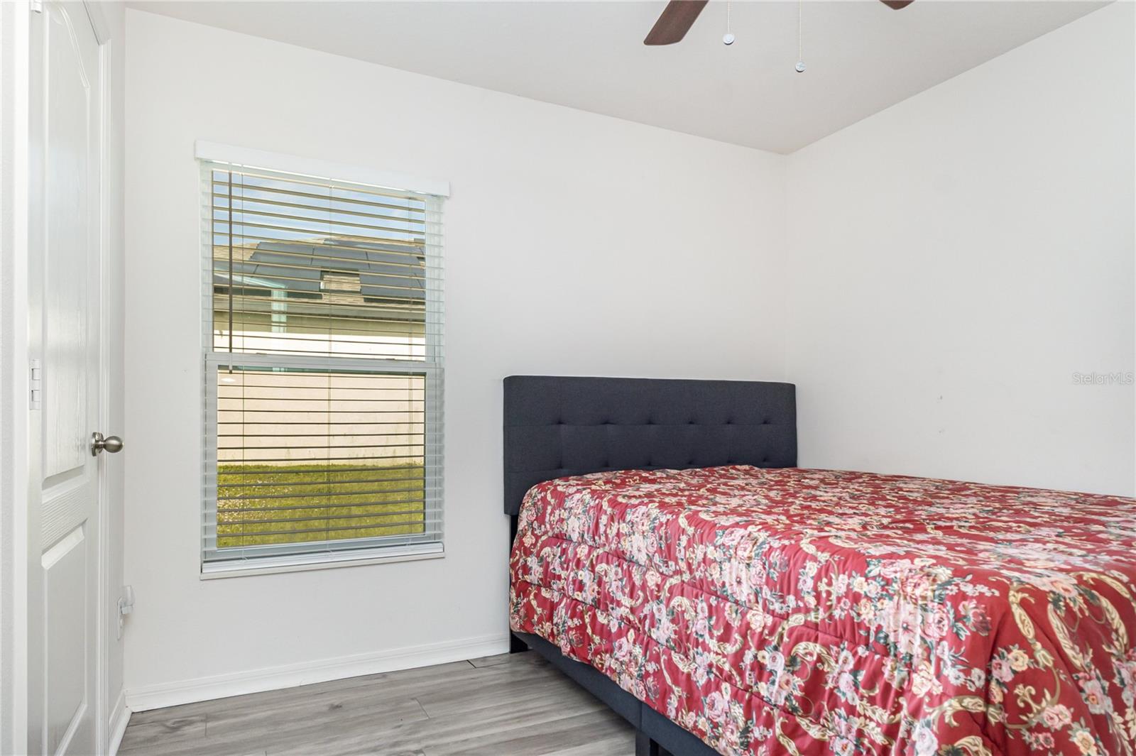 RIDGE AT SWAN LAKE - Residential Lease