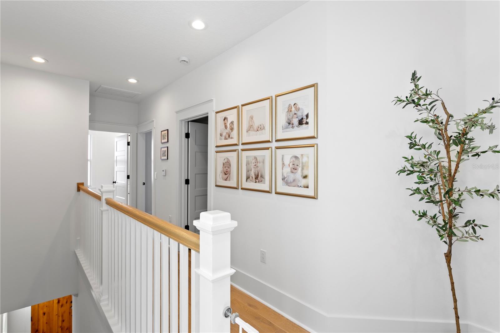 TUXEDO SPGS - Residential