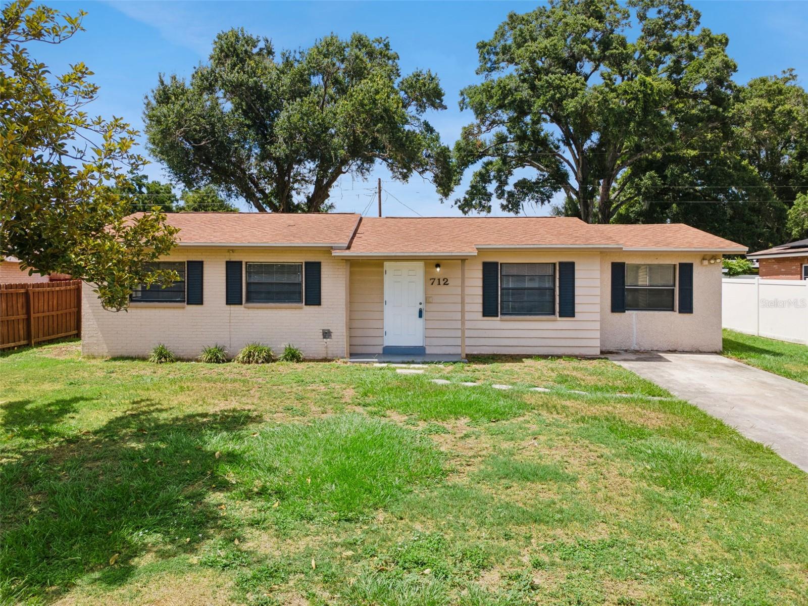 PLANTATION ESTATES UNIT 3 - Residential