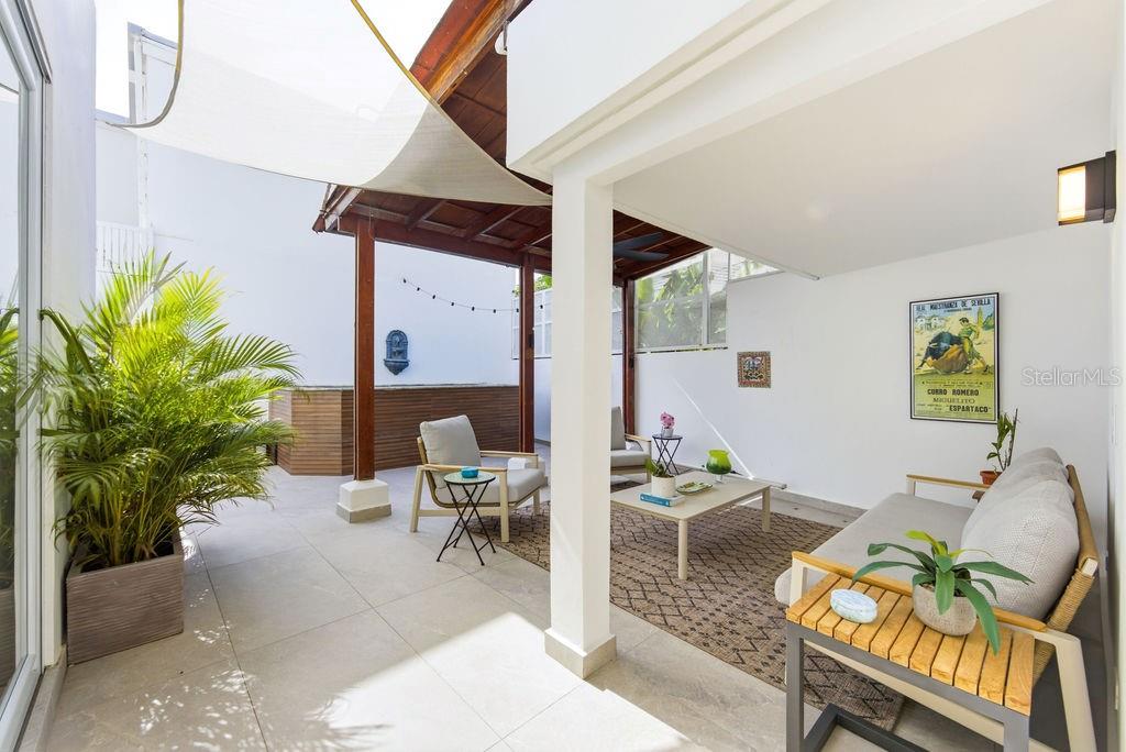 SANTA TERESITA - Residential