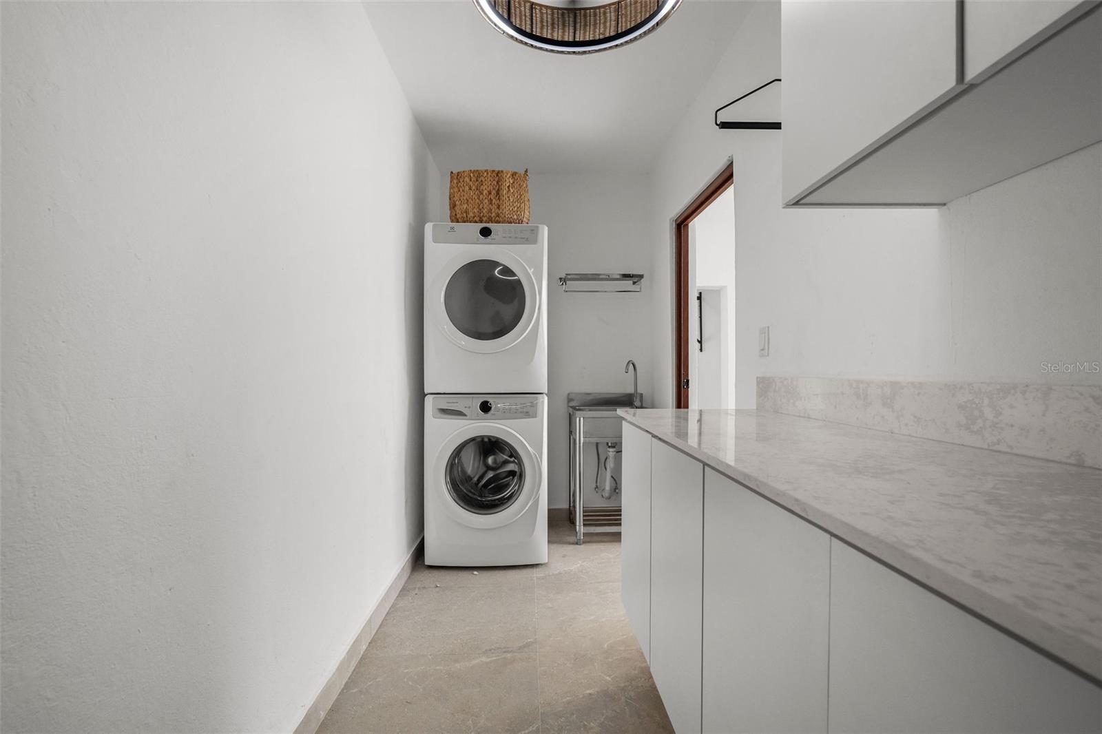 SANTA TERESITA - Residential