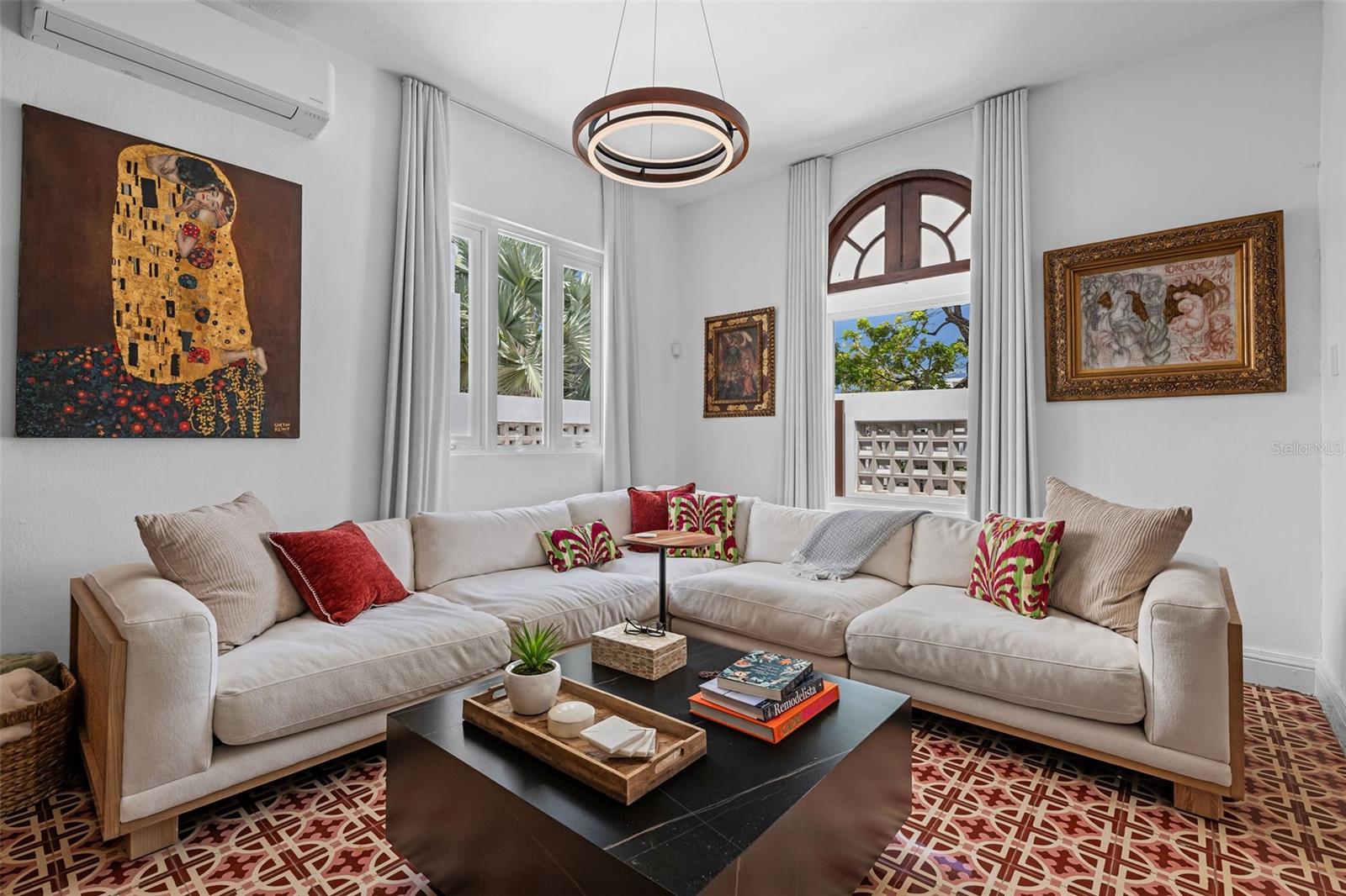 SANTA TERESITA - Residential