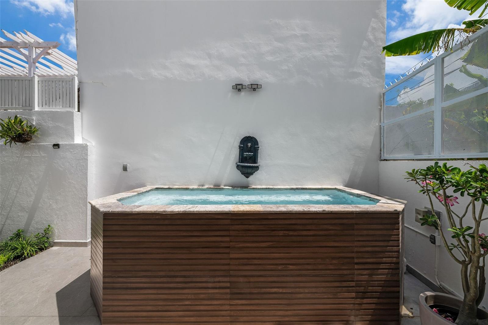 SANTA TERESITA - Residential