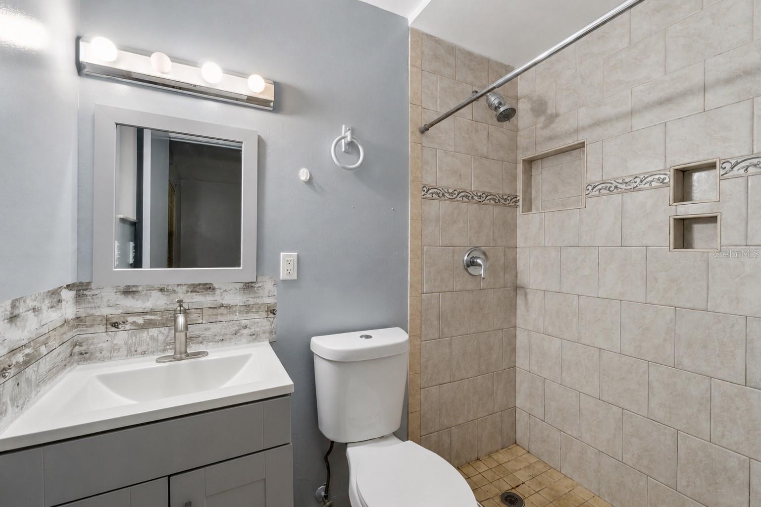 BVL UNIT 1 - Residential