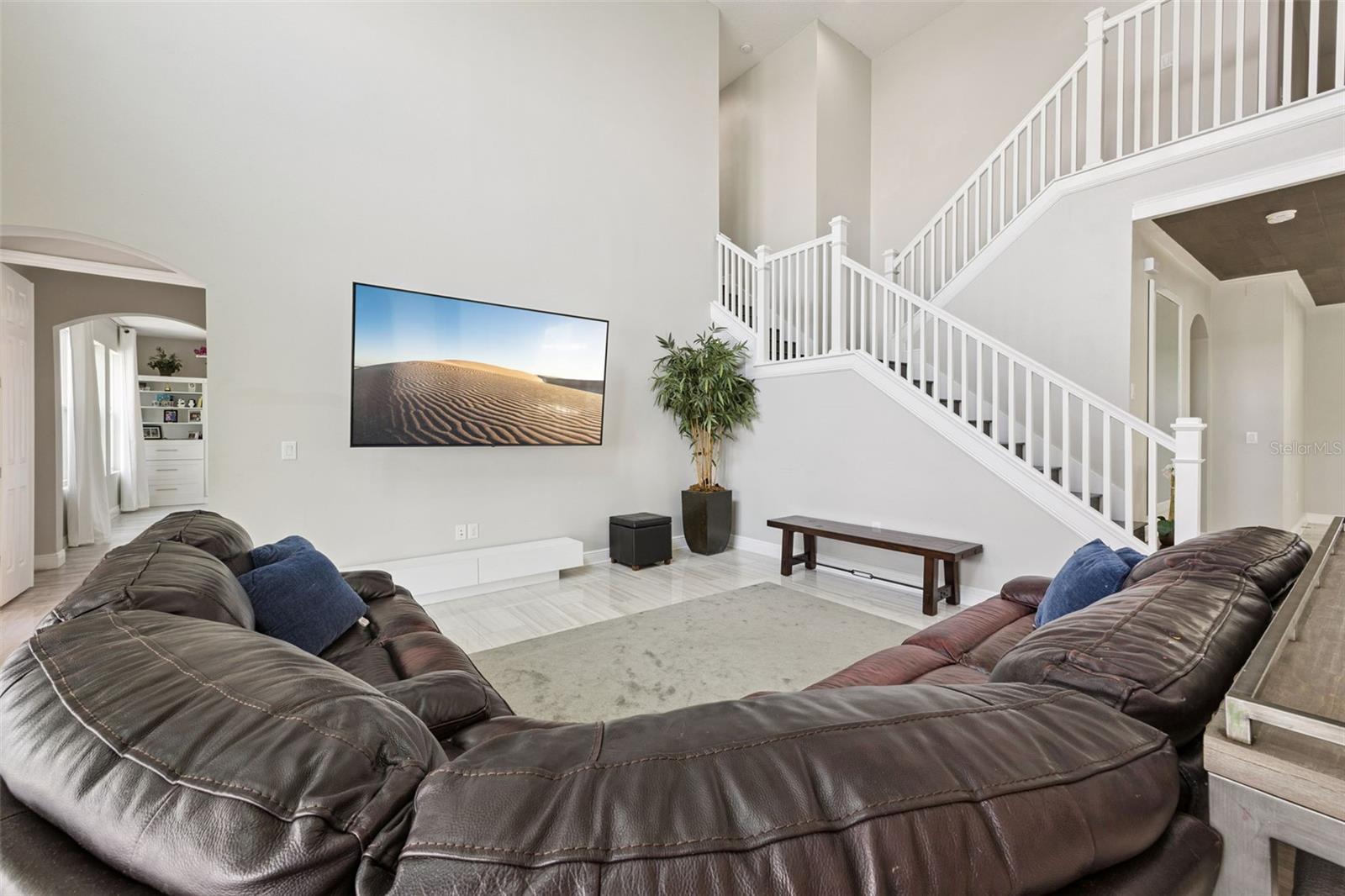 WATERSIDE POINTE - Residential