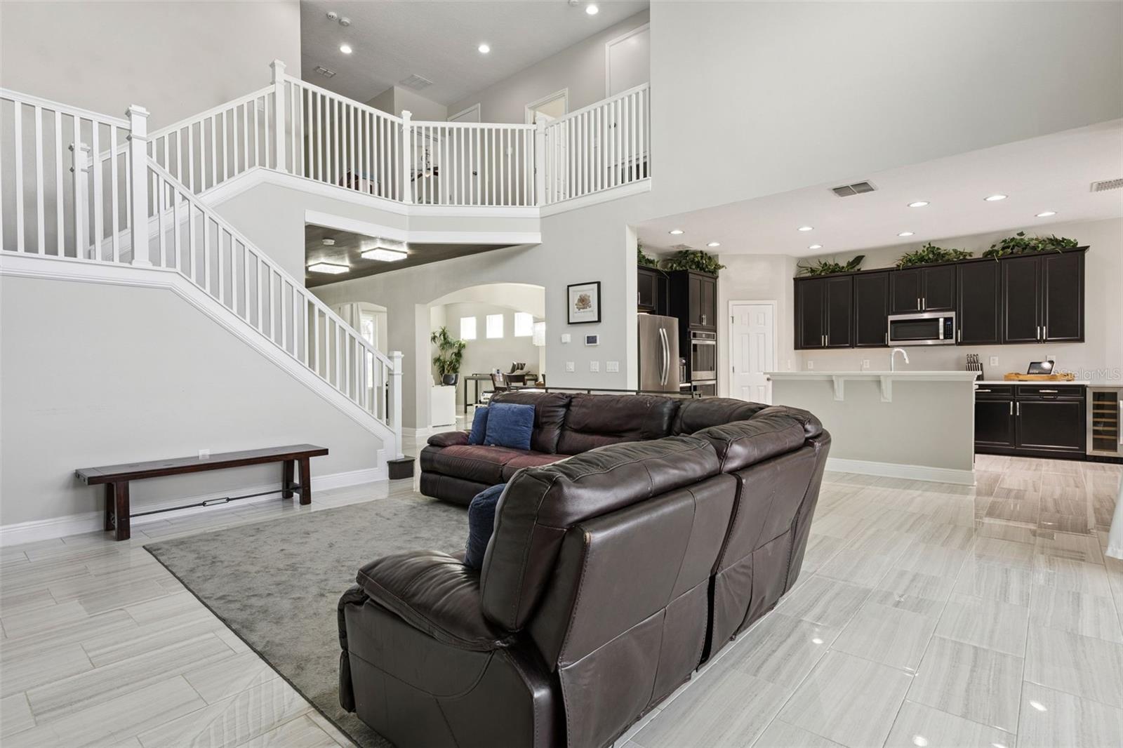 WATERSIDE POINTE - Residential