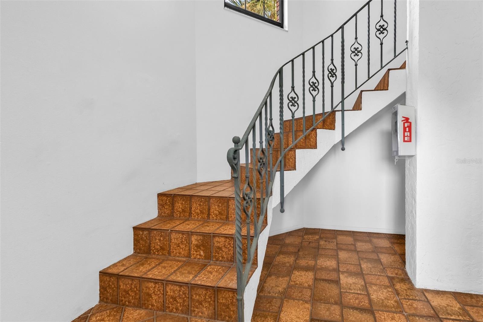 LOS LAGOS - Residential