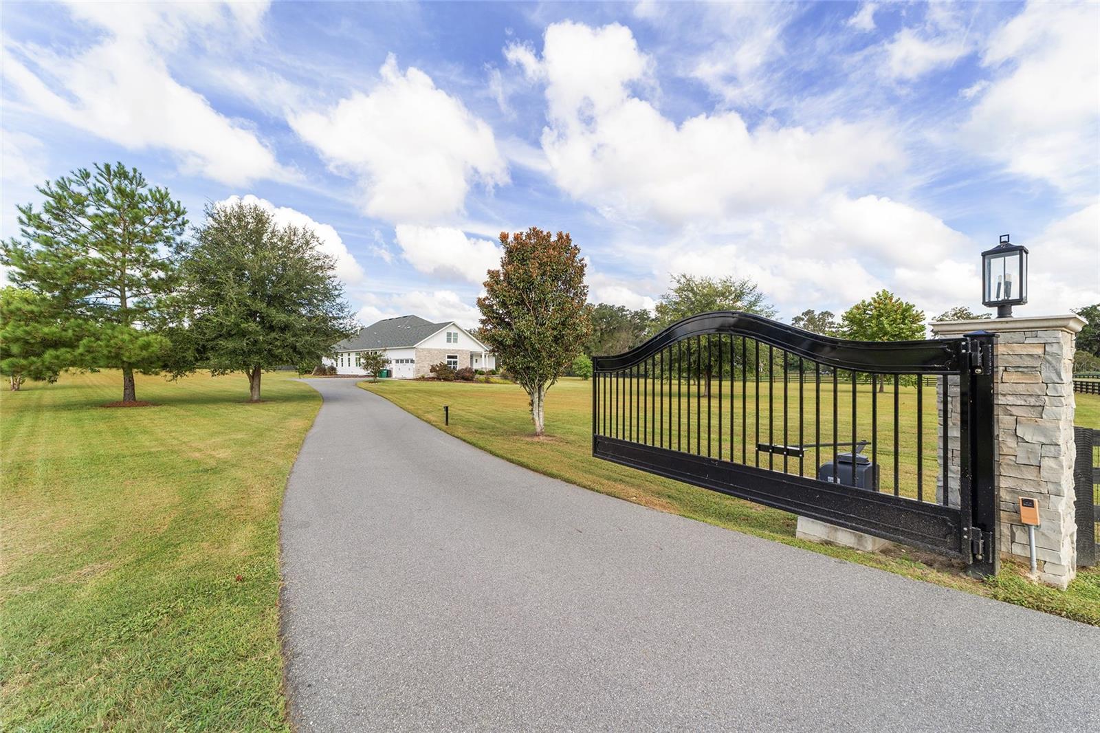 RED OAK ESTATES - Residential
