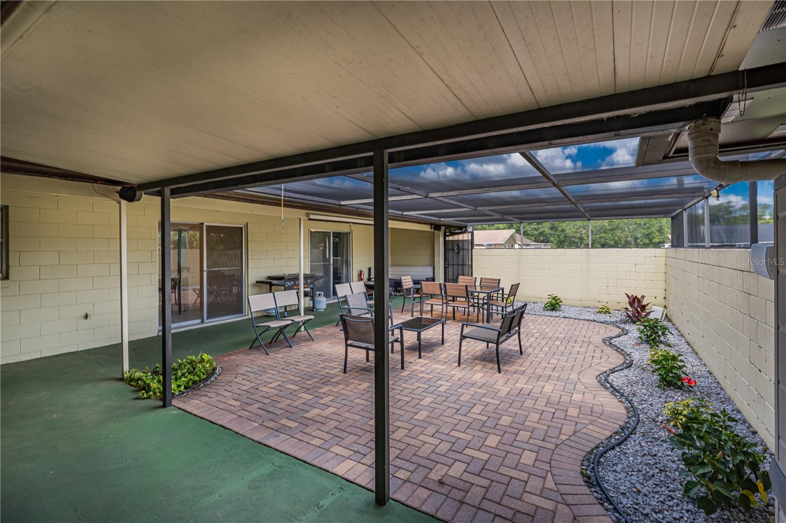 LAUREL HILLS 01 - Residential