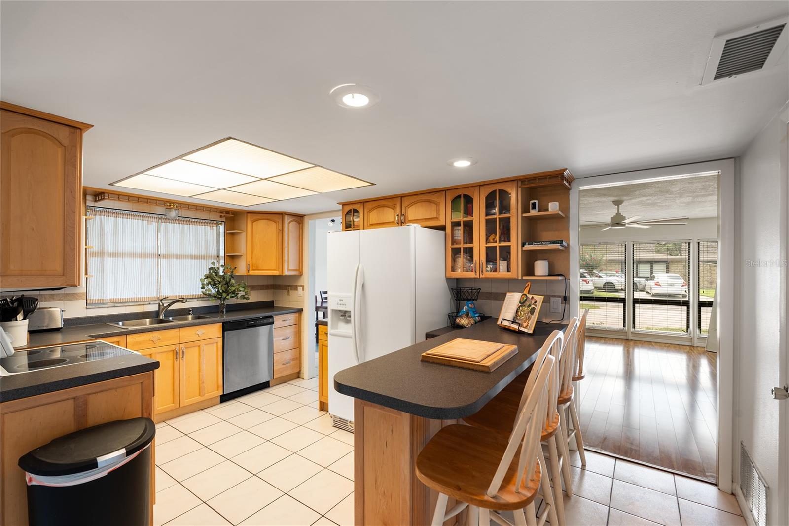 LAUREL HILLS 01 - Residential