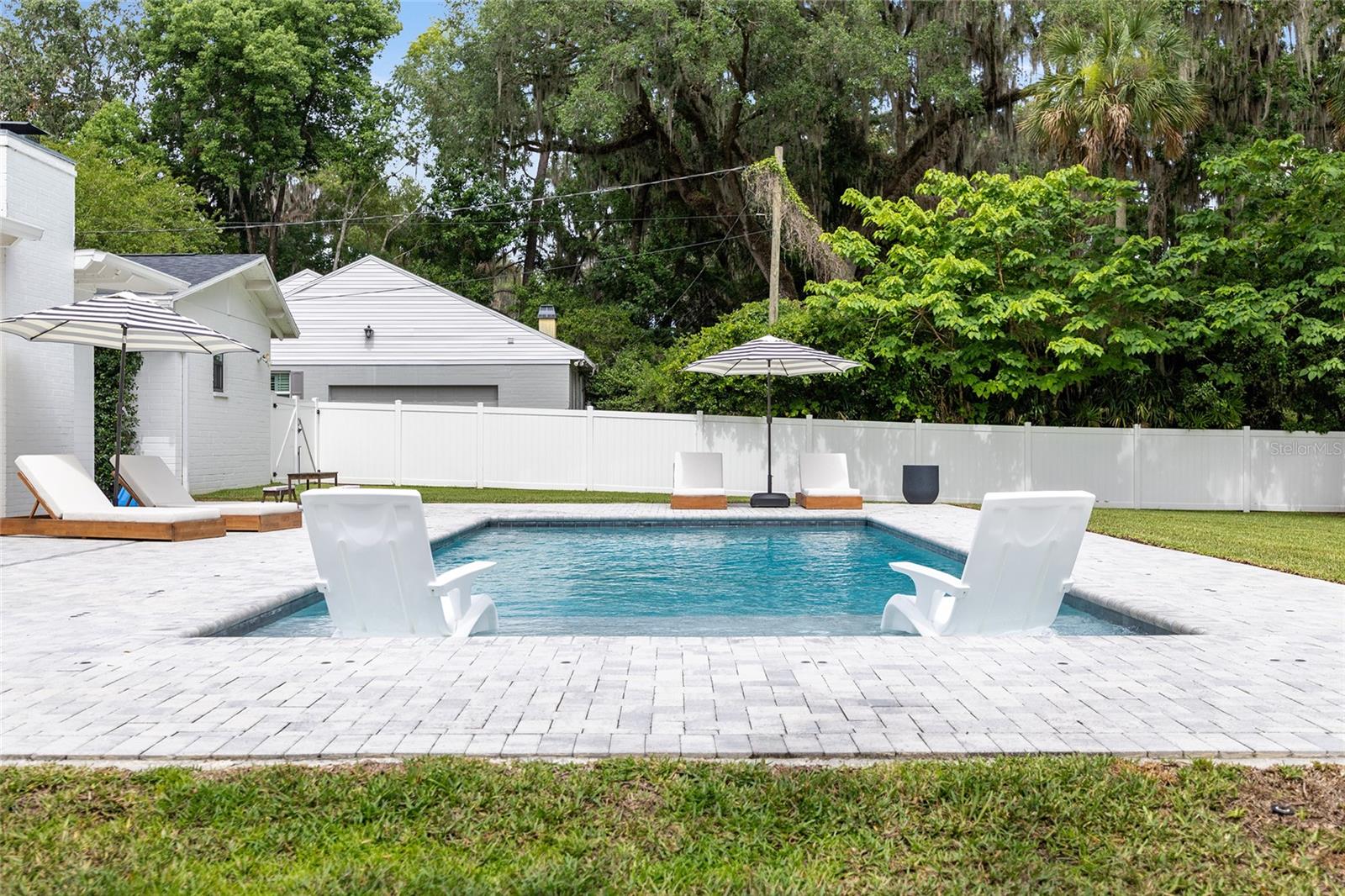 ALVAREZ GRANT - Residential