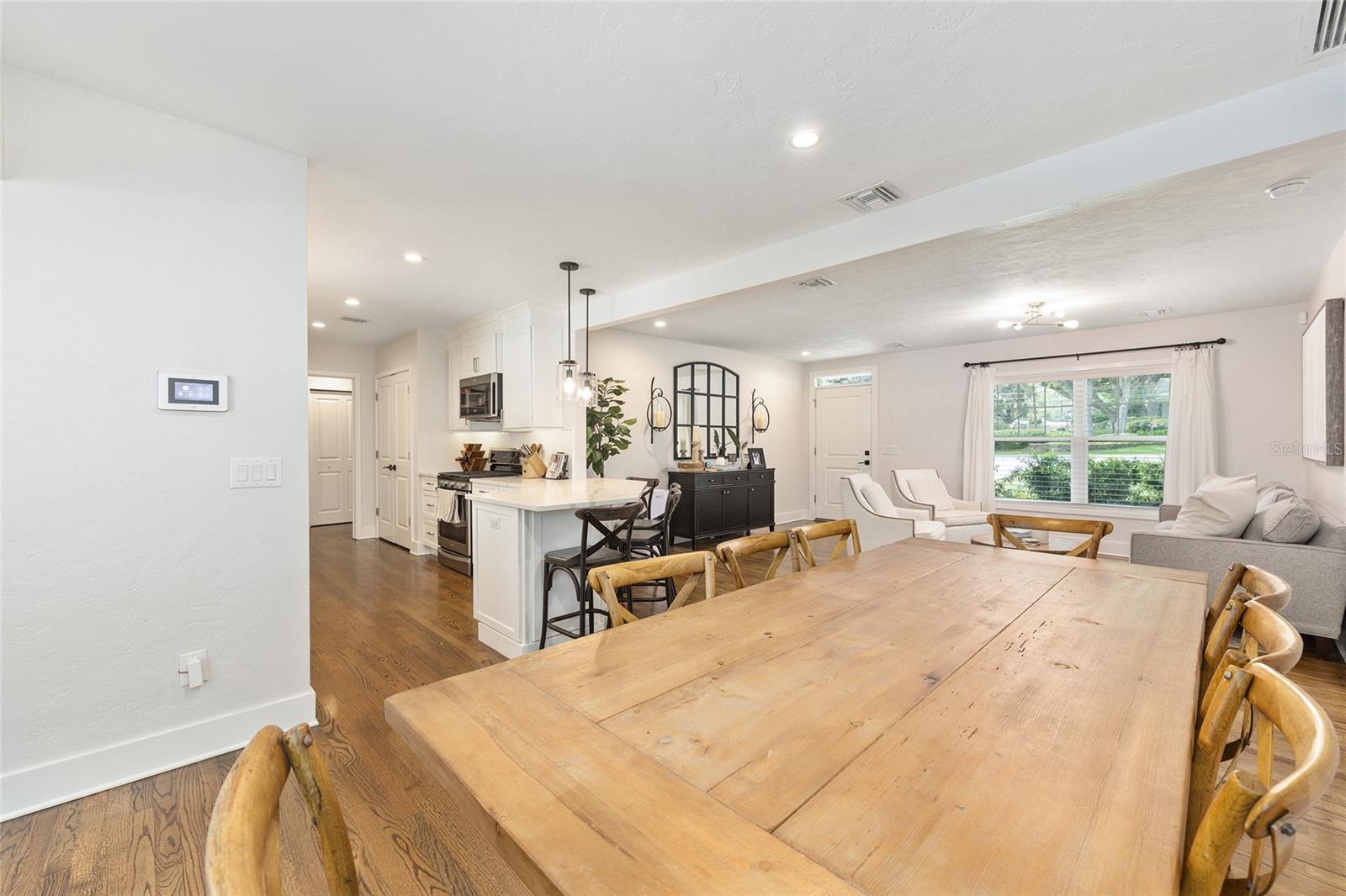 ALVAREZ GRANT - Residential