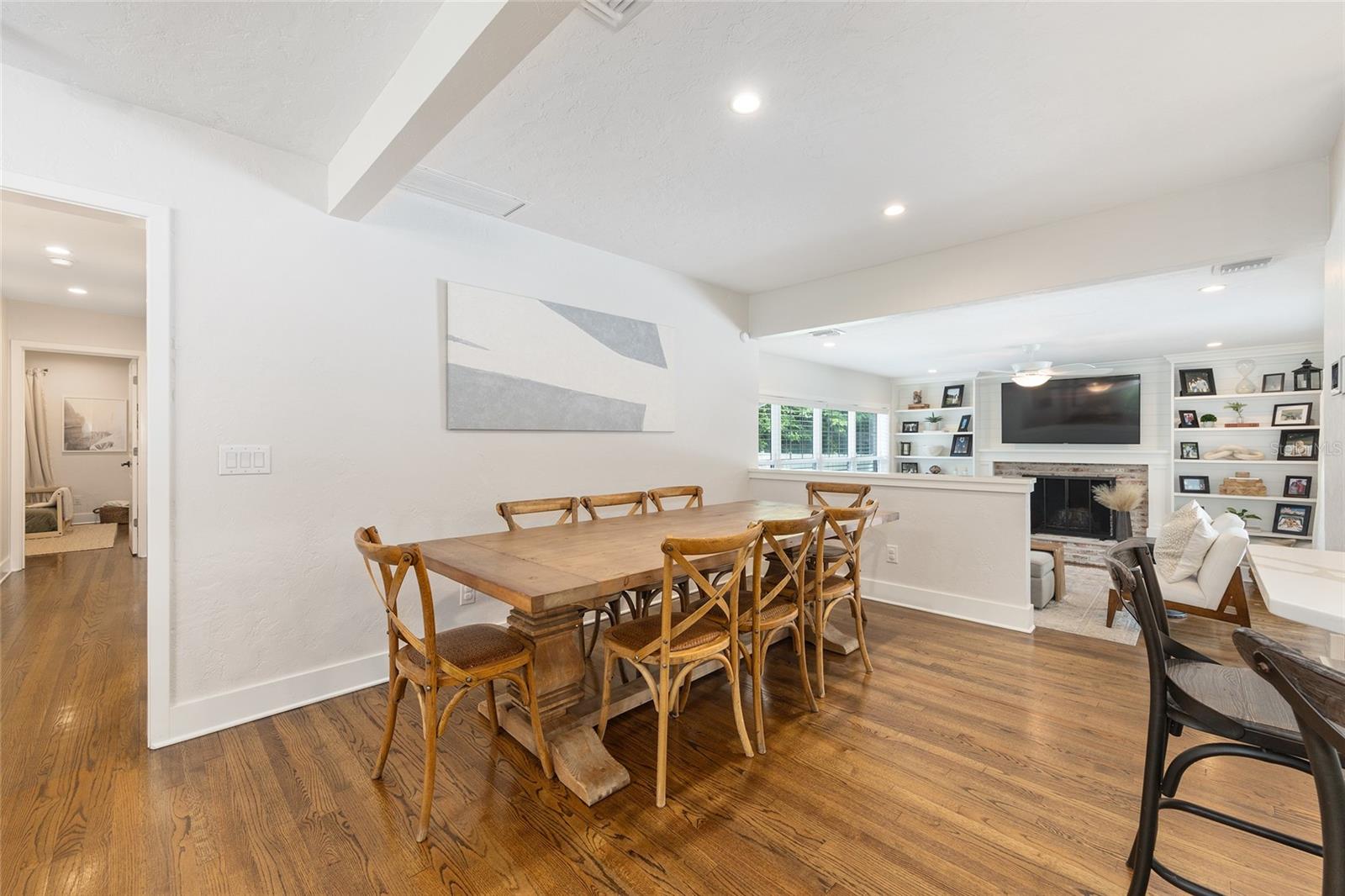 ALVAREZ GRANT - Residential