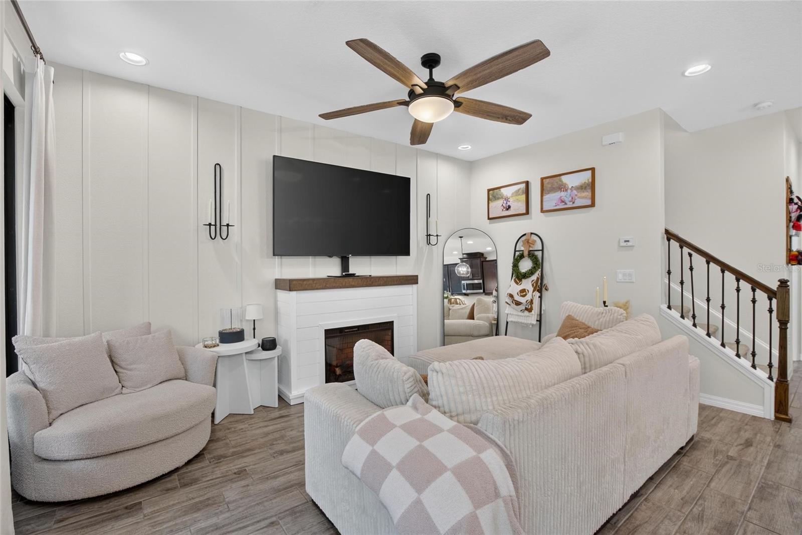 MAPLE GLEN/7 OAKS - Residential