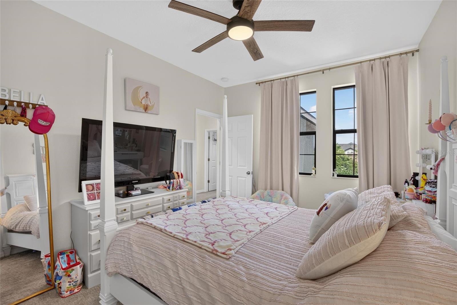 MAPLE GLEN/7 OAKS - Residential
