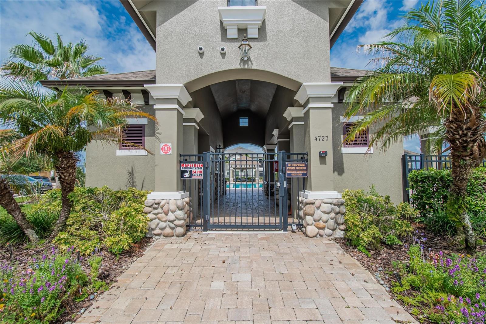 MAPLE GLEN/7 OAKS - Residential
