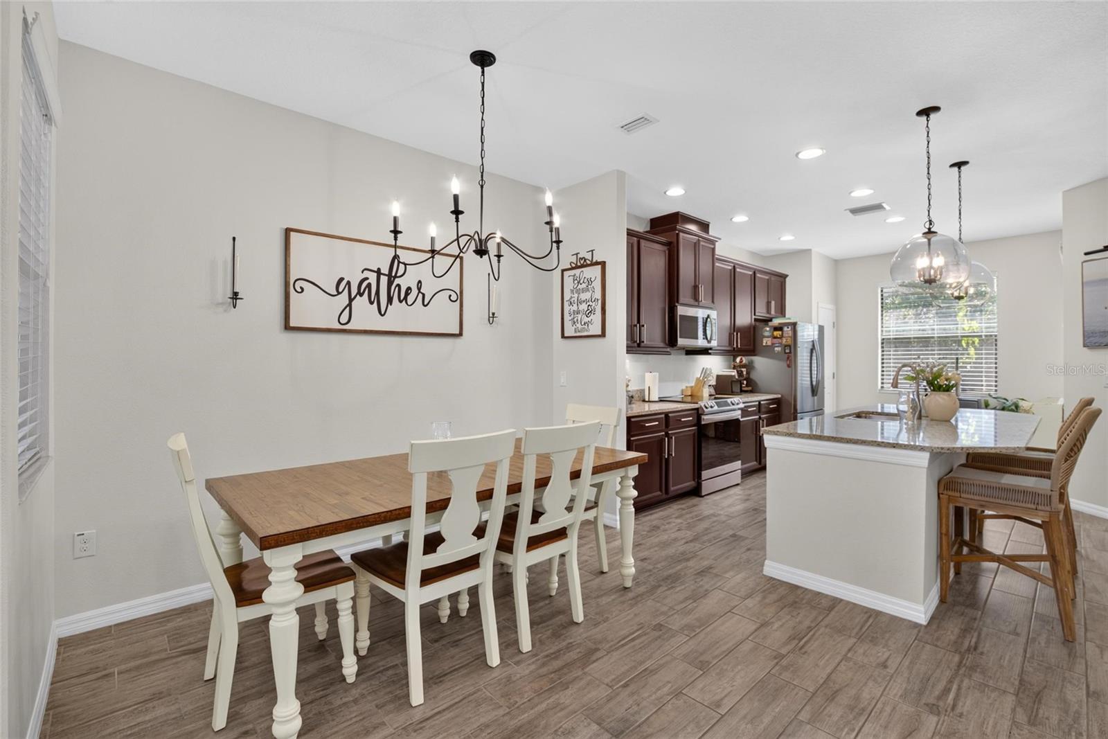 MAPLE GLEN/7 OAKS - Residential