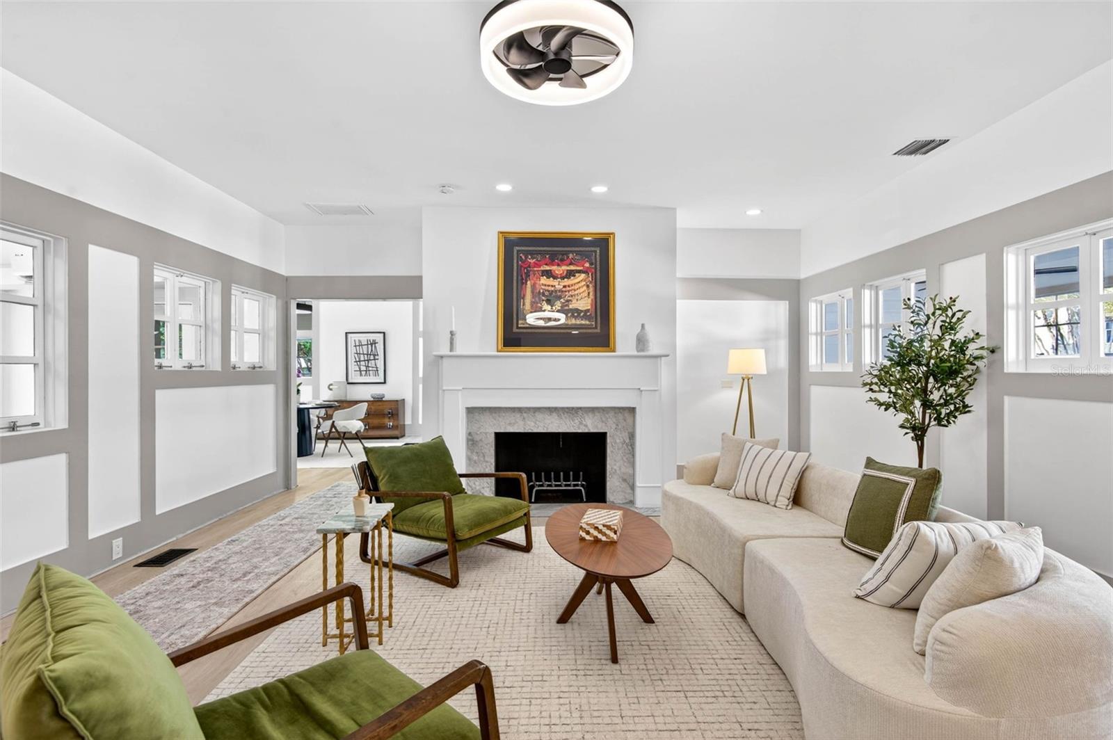 SNELL & HAMLETTS NORTH SHORE ADD - Residential Lease