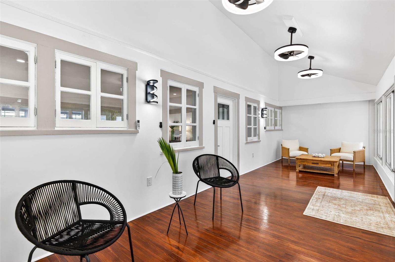 SNELL & HAMLETTS NORTH SHORE ADD - Residential Lease