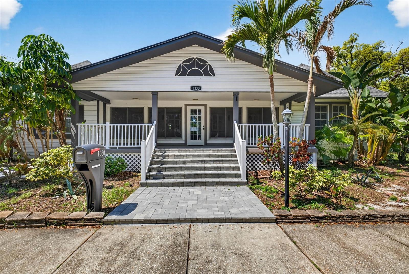 SNELL & HAMLETTS NORTH SHORE ADD - Residential Lease