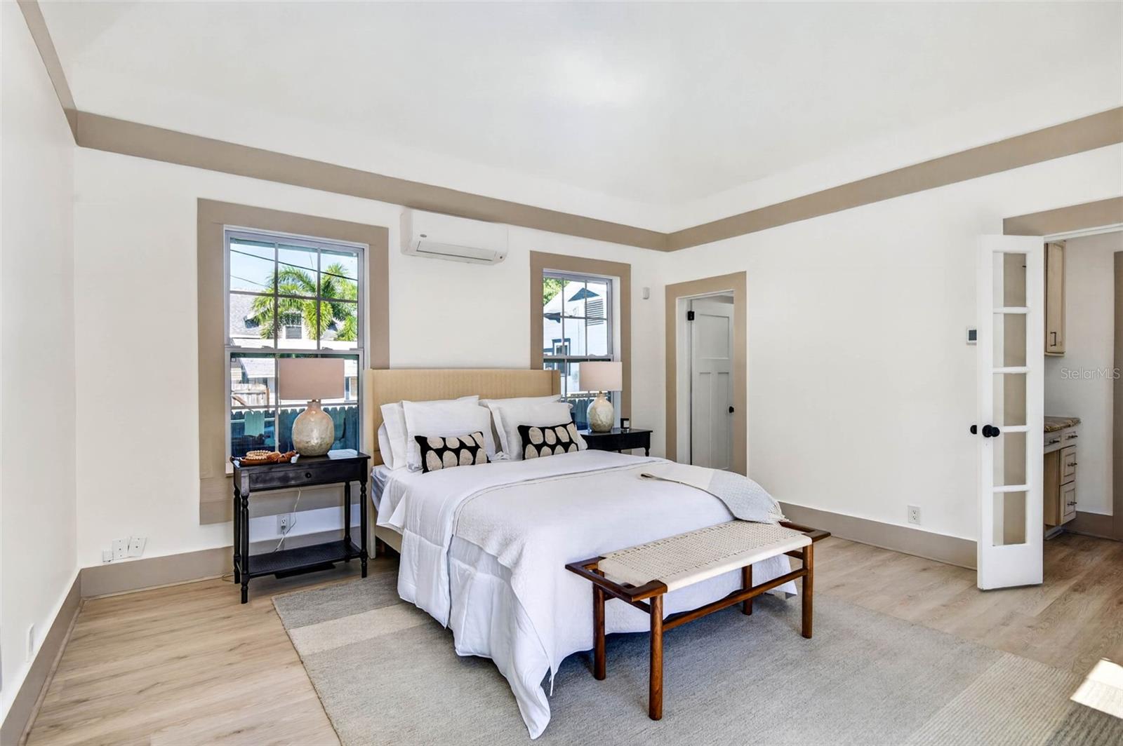 SNELL & HAMLETTS NORTH SHORE ADD - Residential Lease