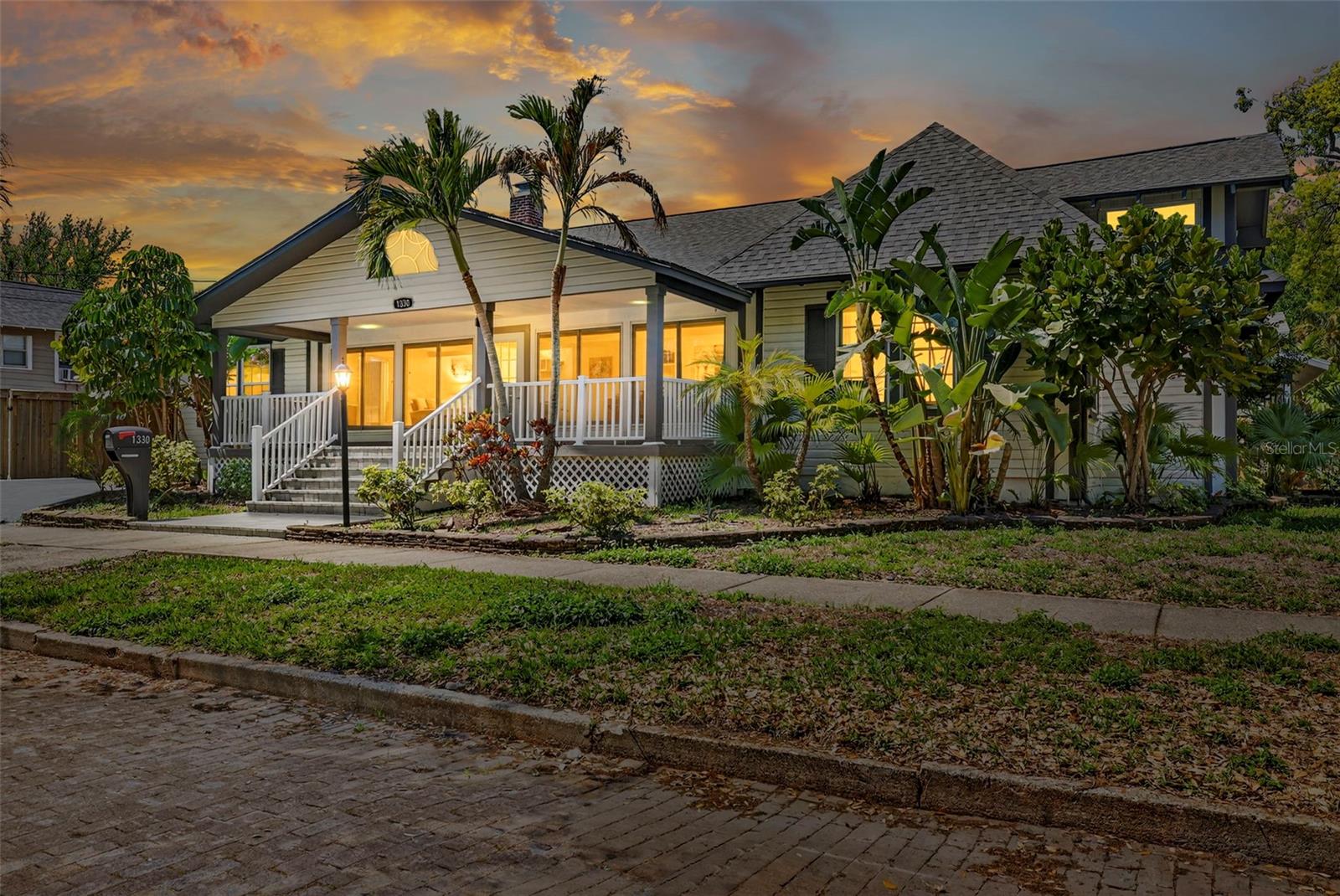 SNELL & HAMLETTS NORTH SHORE ADD - Residential Lease