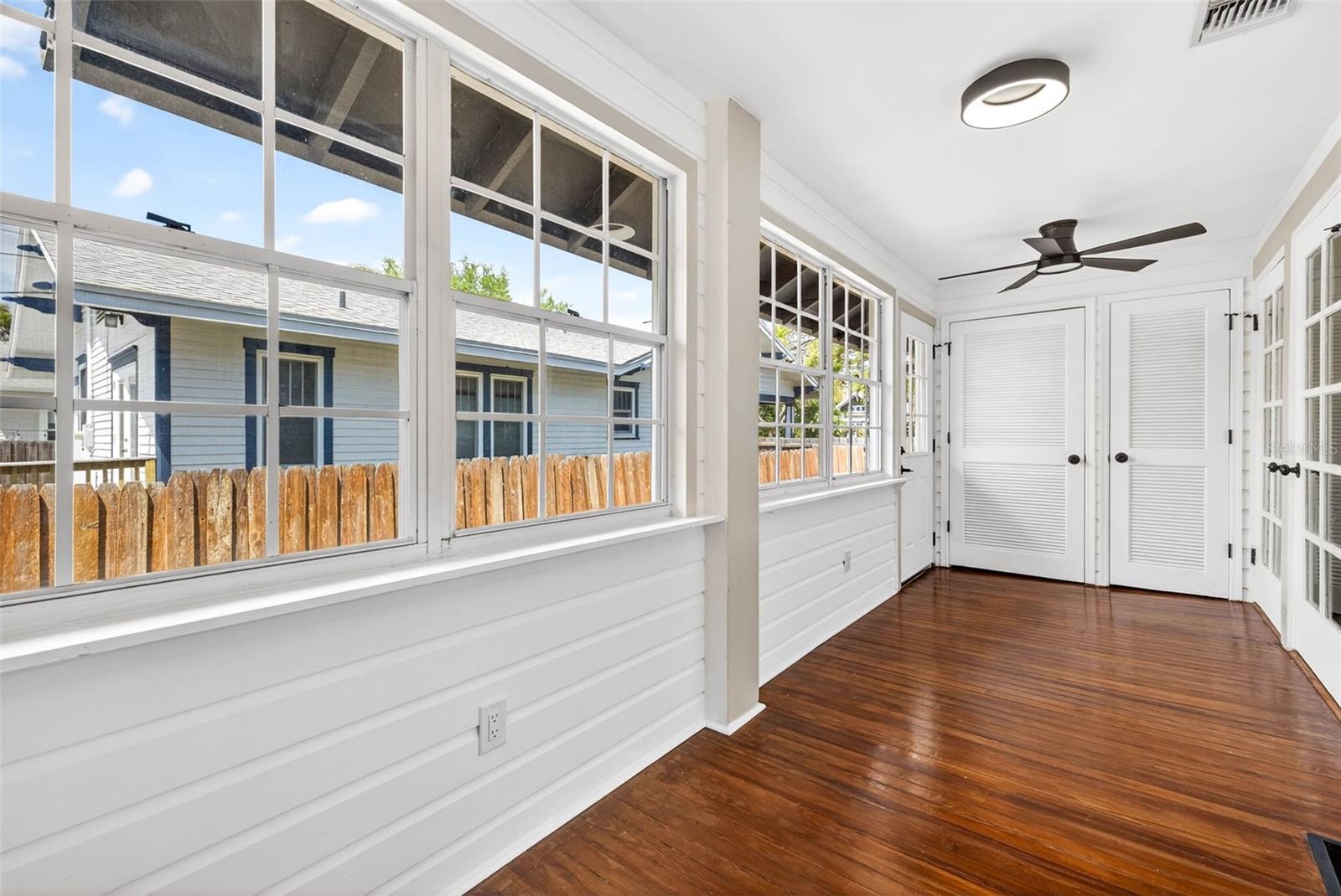 SNELL & HAMLETTS NORTH SHORE ADD - Residential Lease