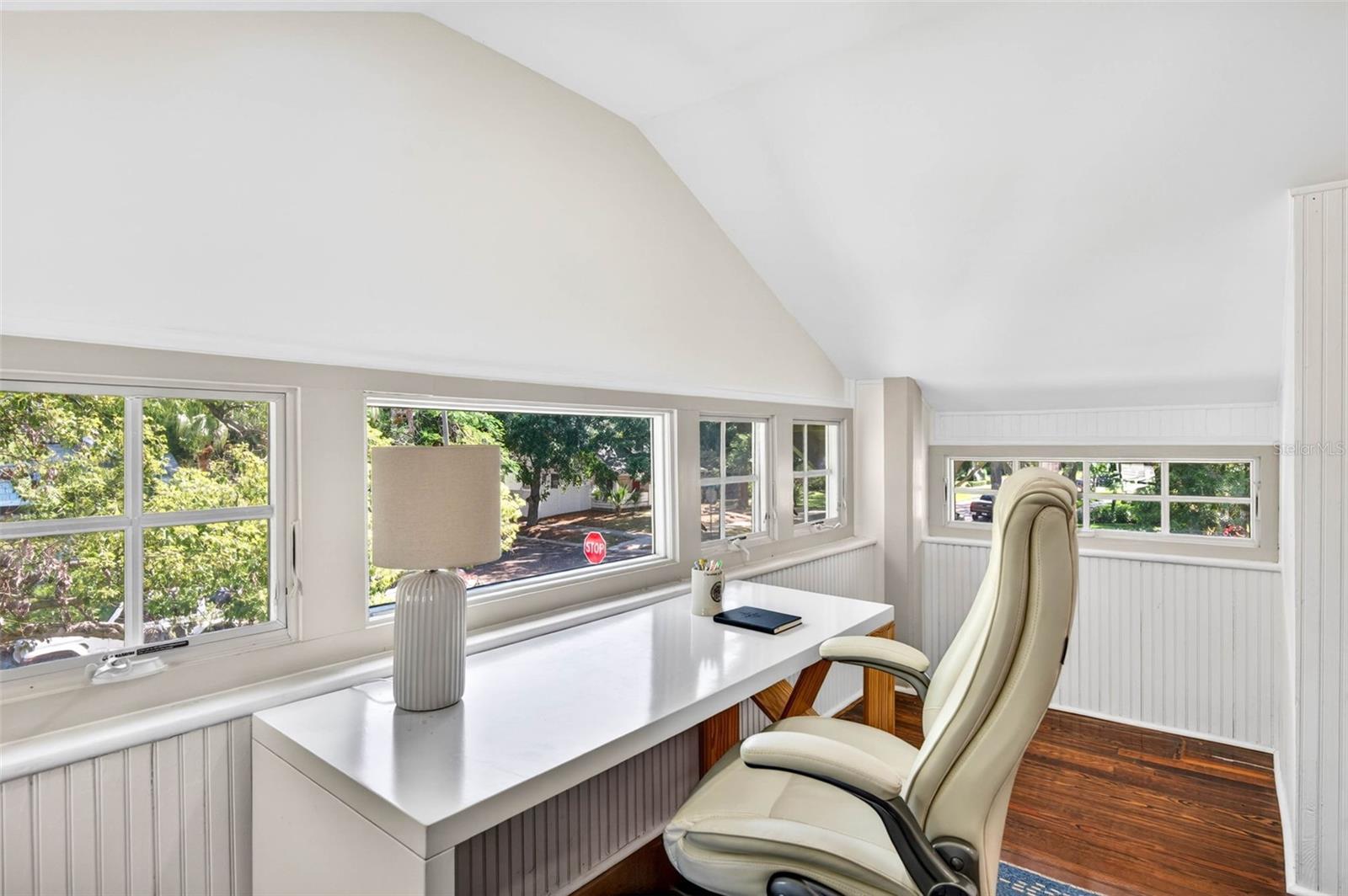 SNELL & HAMLETTS NORTH SHORE ADD - Residential Lease