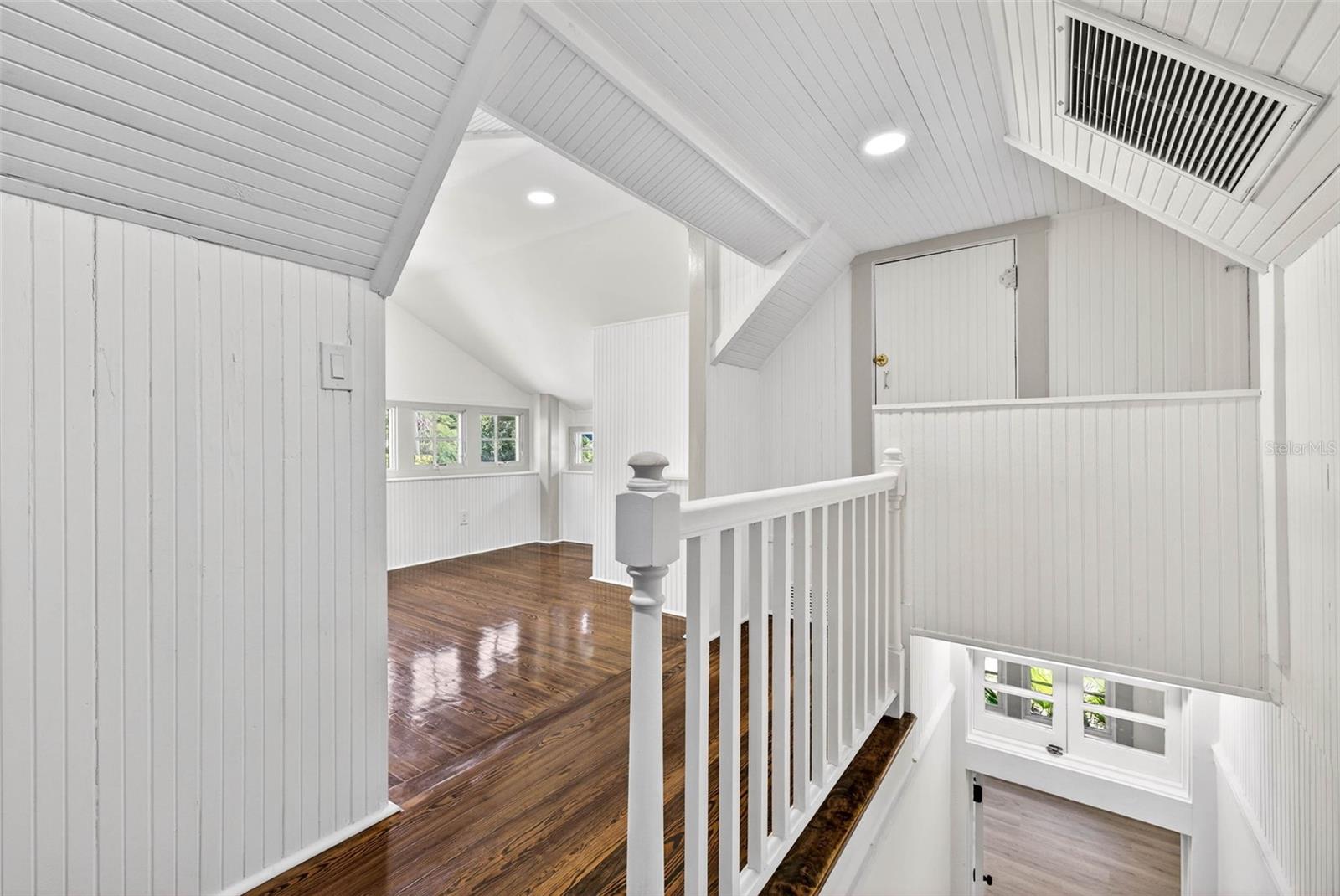 SNELL & HAMLETTS NORTH SHORE ADD - Residential Lease