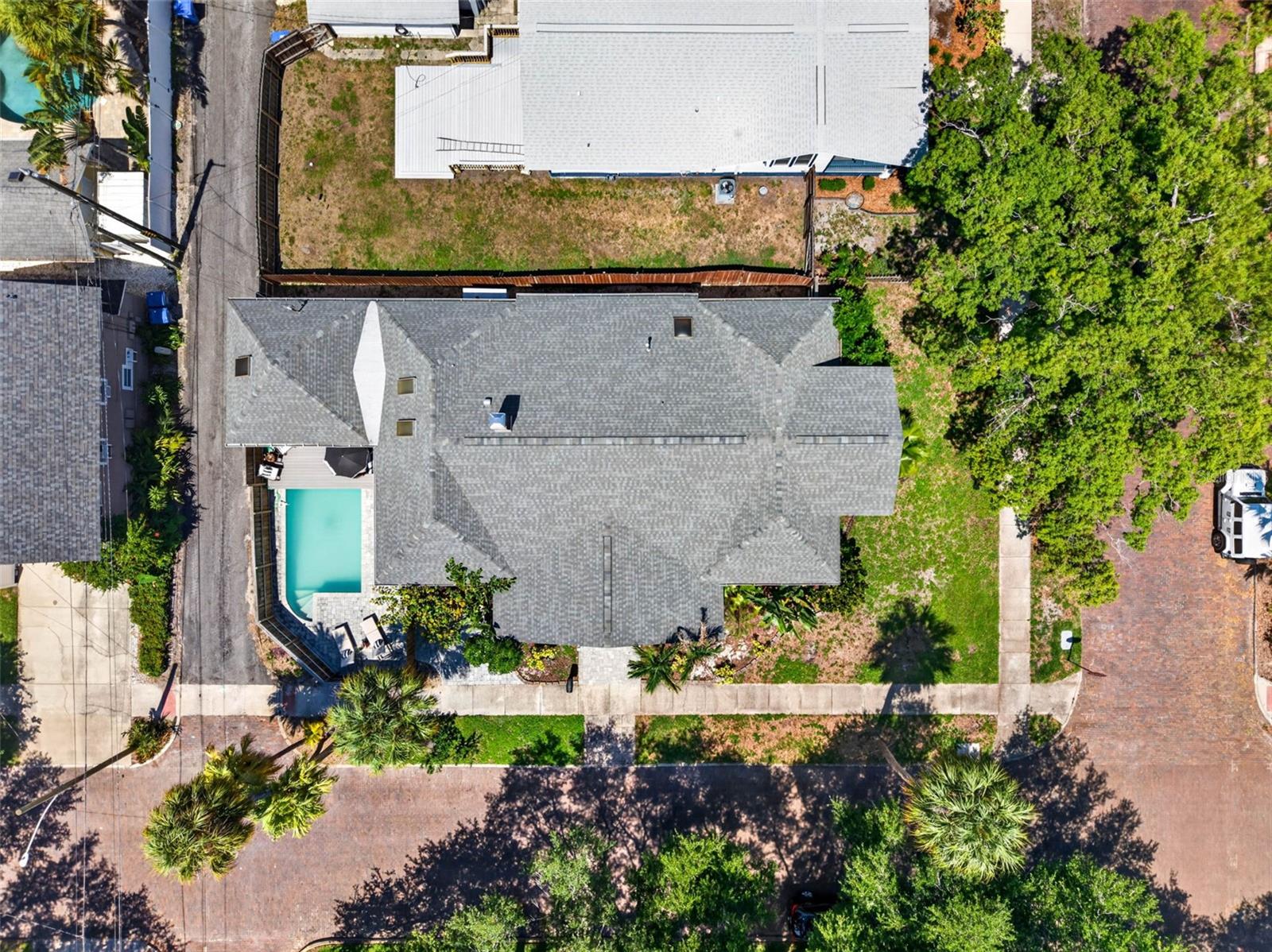 SNELL & HAMLETTS NORTH SHORE ADD - Residential Lease