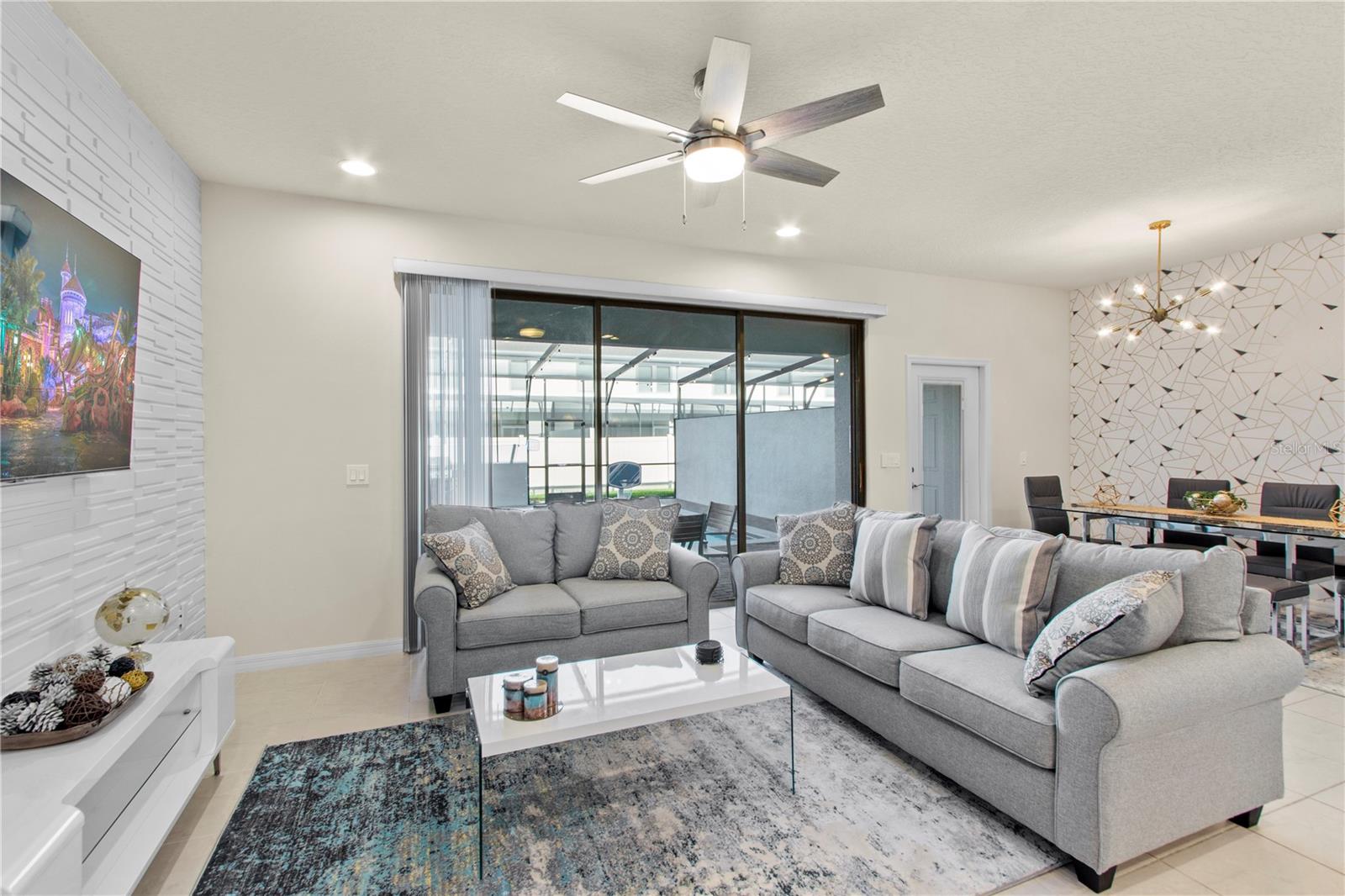 WINDSOR AT WESTSIDE PH 3 - Residential