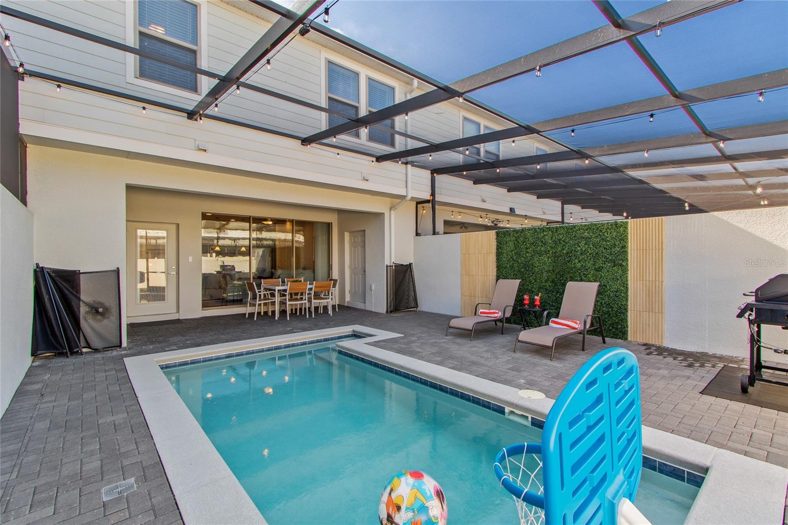 WINDSOR AT WESTSIDE PH 3 - Residential