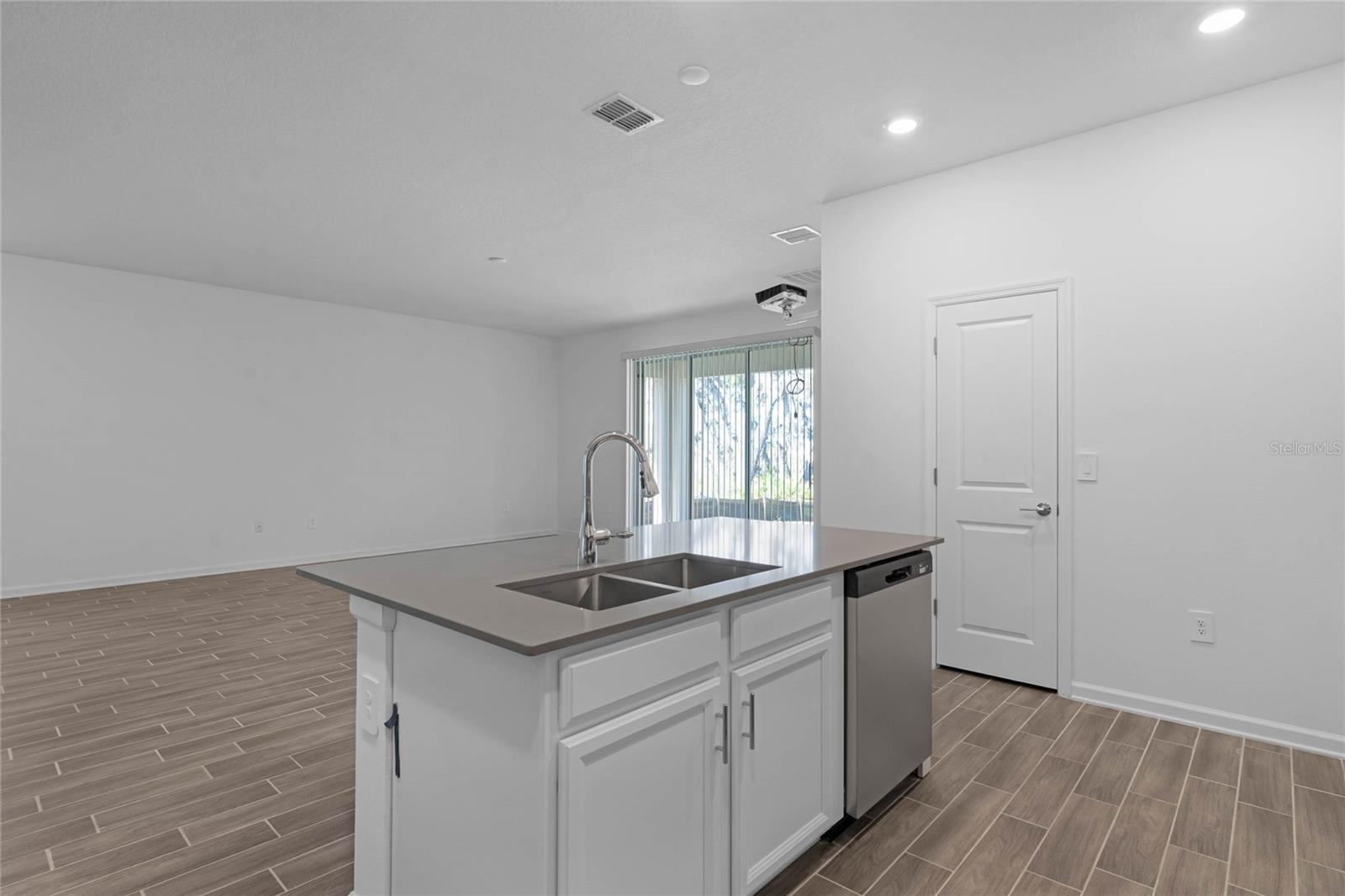 STOREY GROVE PH 4 - Residential
