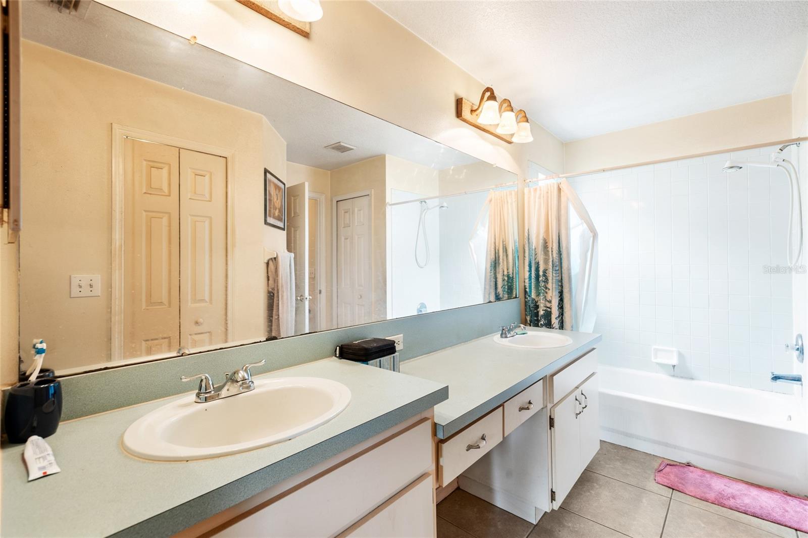 LAKEWOOD CREST PH 2 - Residential
