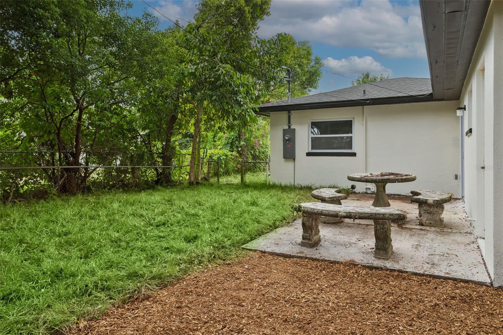 SMITHS REP E A - Residential
