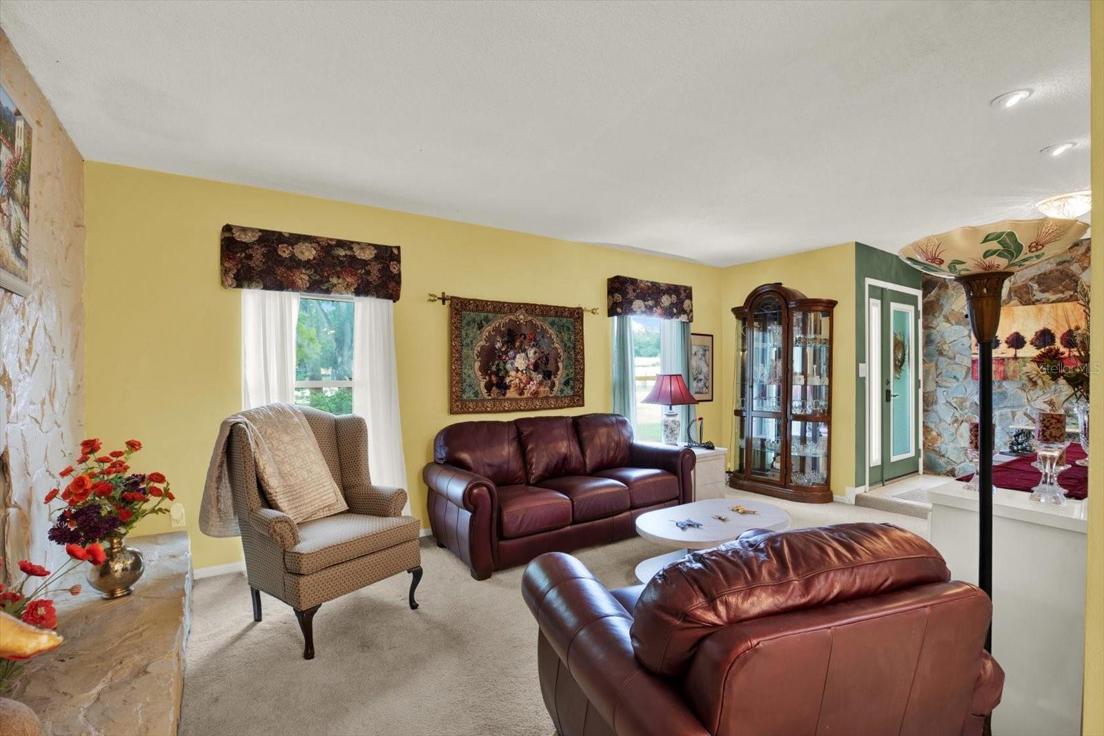 PINELLAS GROVES - Residential