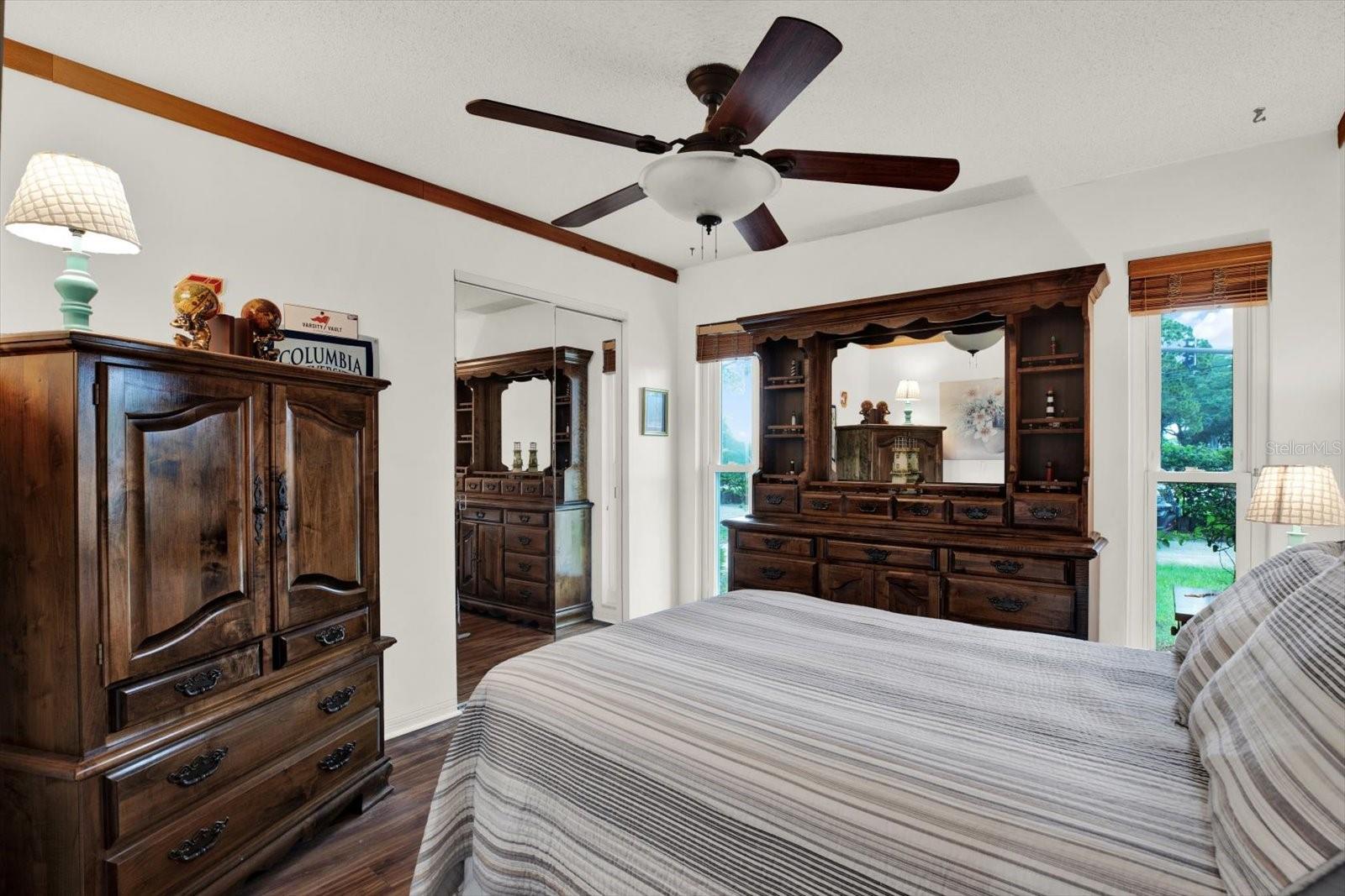PINELLAS GROVES - Residential