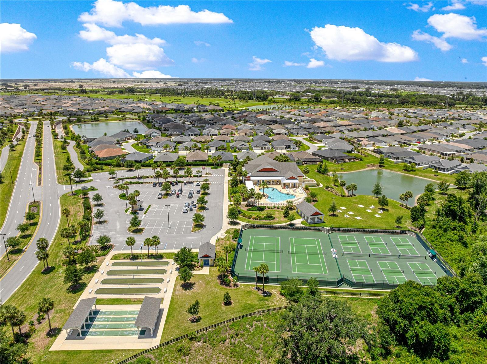 VILLAGES/SOUTHERN OAKS UN #47 - Residential
