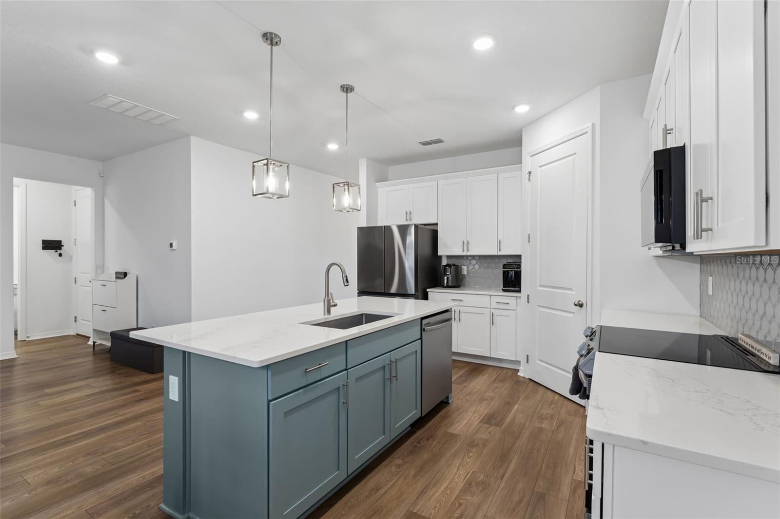 HILLS OF MINNEOLA - Residential